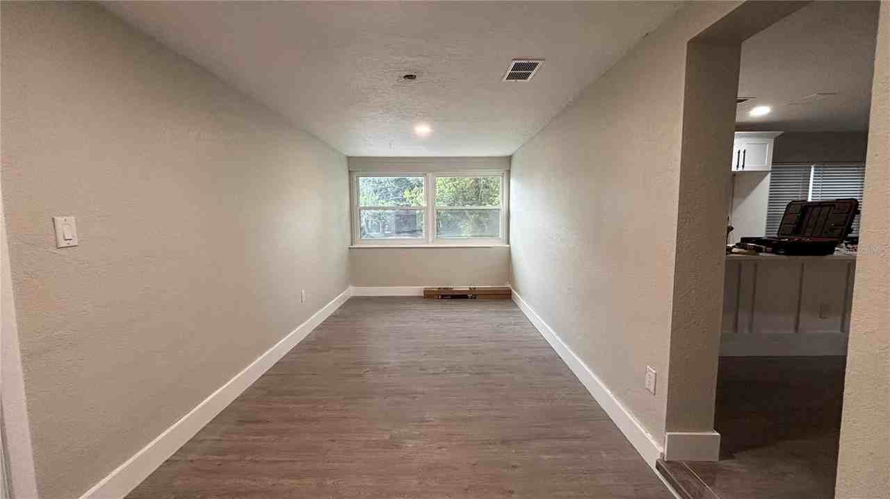 2816 Hargill Dr - Photo 4 of 8