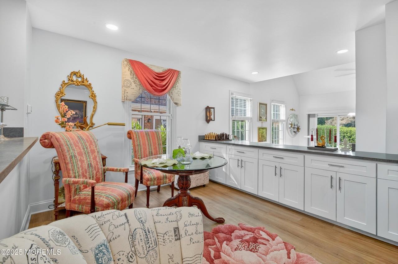 15 Wyckham Road - Photo 5 of 12