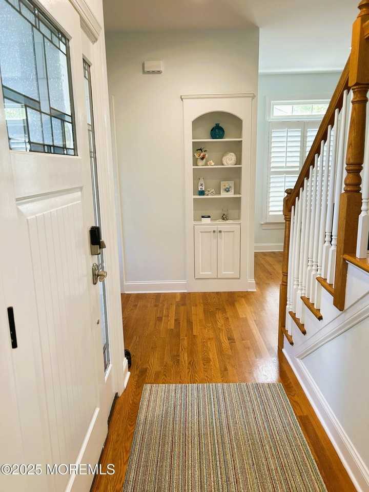 207 Pennsylvania Ave - Photo 6 of 29