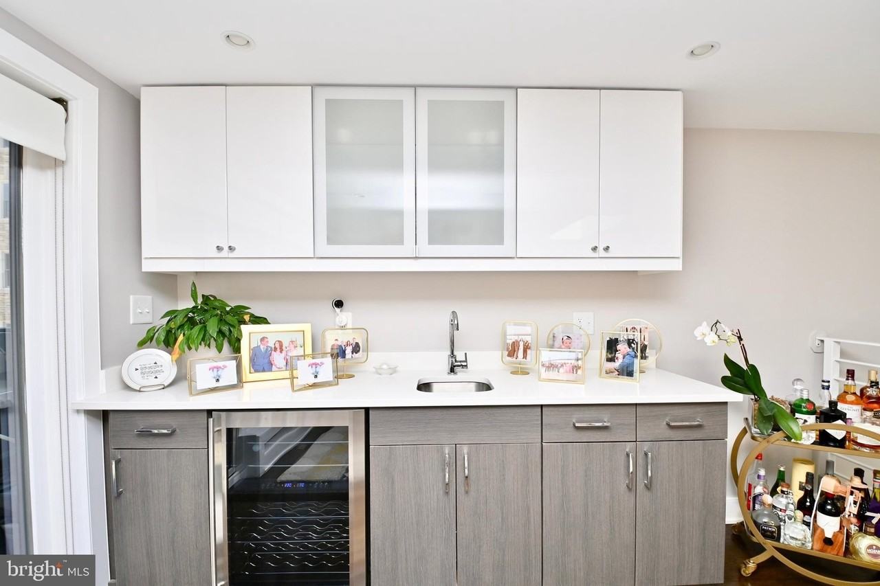 2012 Kalorama Rd Nw Apt 8 #8 - Photo 7 of 45