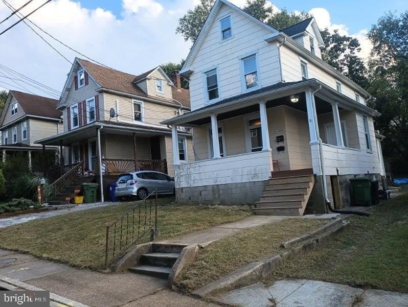 3305 Rosekemp Ave - Photo 2 of 5