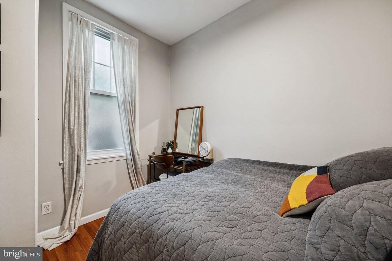 227 Poplar Street #C - Photo 7 of 20