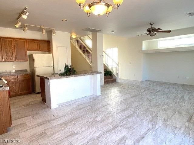 9728 Fast Elk St - Photo 4 of 28