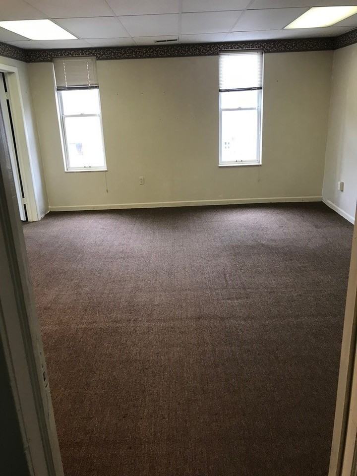 596 National Rd - Photo 6 of 12