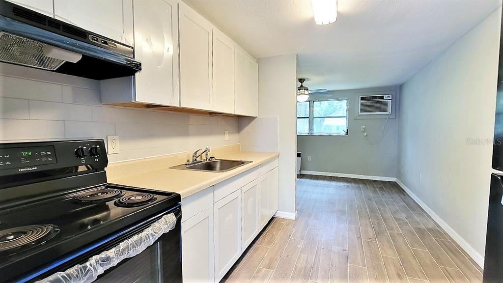 5320 Pine St ##B - Photo 6 of 11