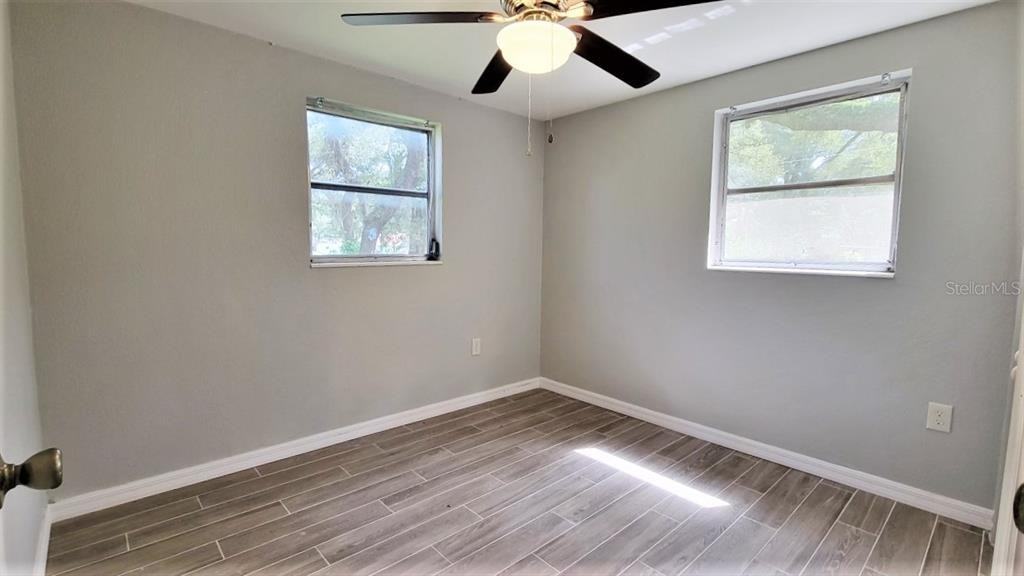 5320 Pine St ##B - Photo 7 of 11