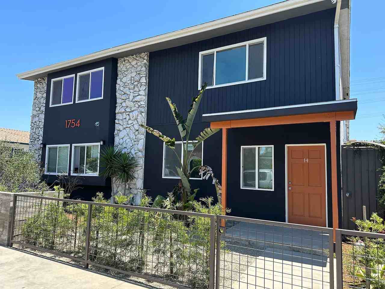 1754 Pine Avenue #5 - Photo 2 of 11