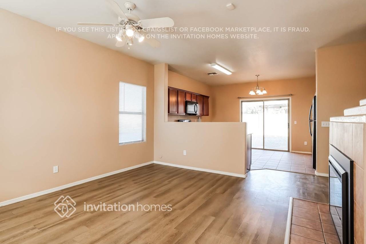 5930 W Getty Dr - Photo 4 of 17