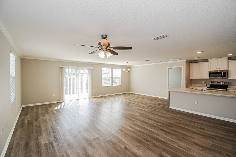 2231 Pebble Point Dr - Photo 3 of 16