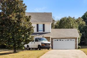 featured image of 423 Underwood Ct