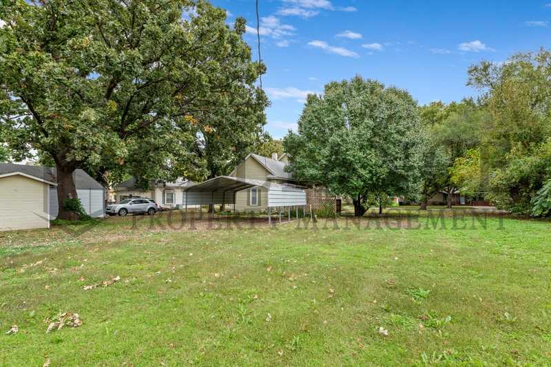 109 N Emporia St - Photo 5 of 27