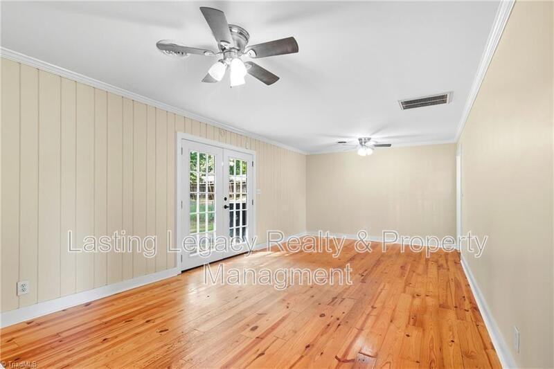 4850 Ellen Ave - Photo 4 of 25