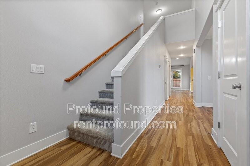 7909 Southwest Oviatt Drive - Photo 2 of 46