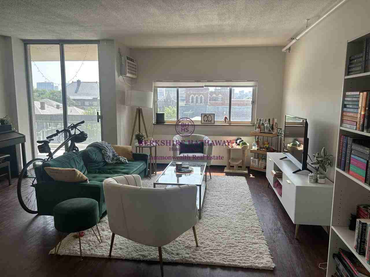 872 Massachusetts Ave #801 - Photo 2 of 8