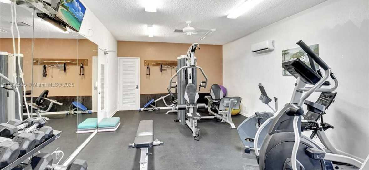 2913 Southwest 22nd Circle #C36 - Photo 2 of 22