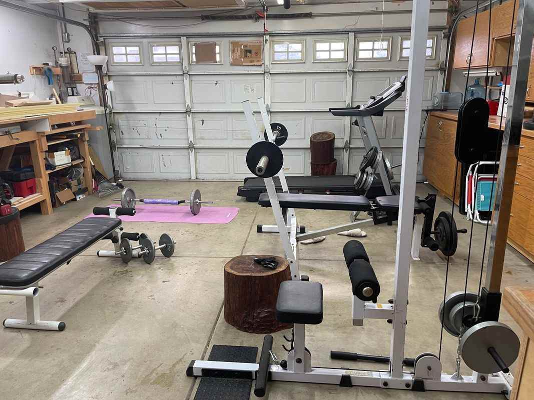 2345 Monument Dr - Photo 3 of 14