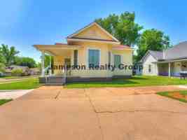 featured image of 401 S 1st St