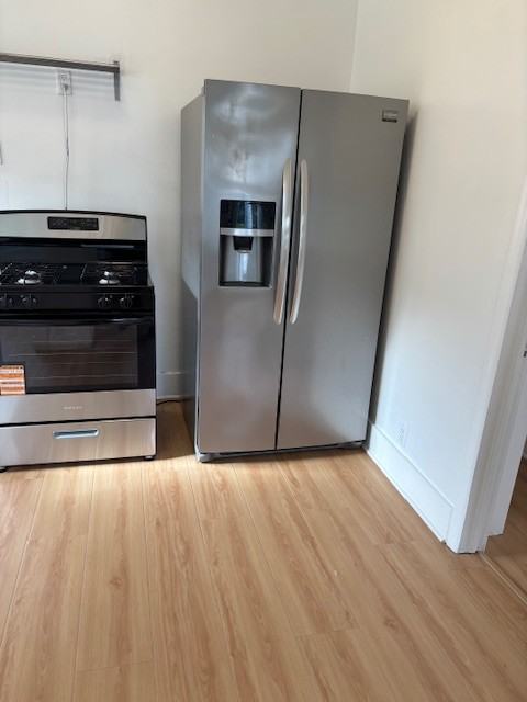 4334 Grand View Boulevard - Photo 2 of 38