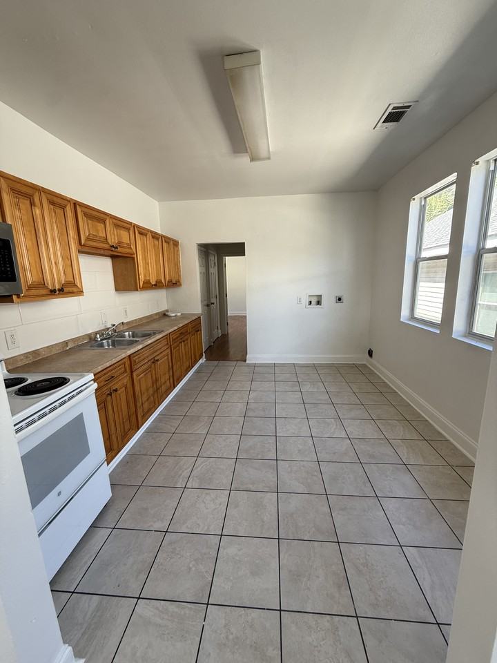 5906 Marigny St #5906 - Photo 4 of 4