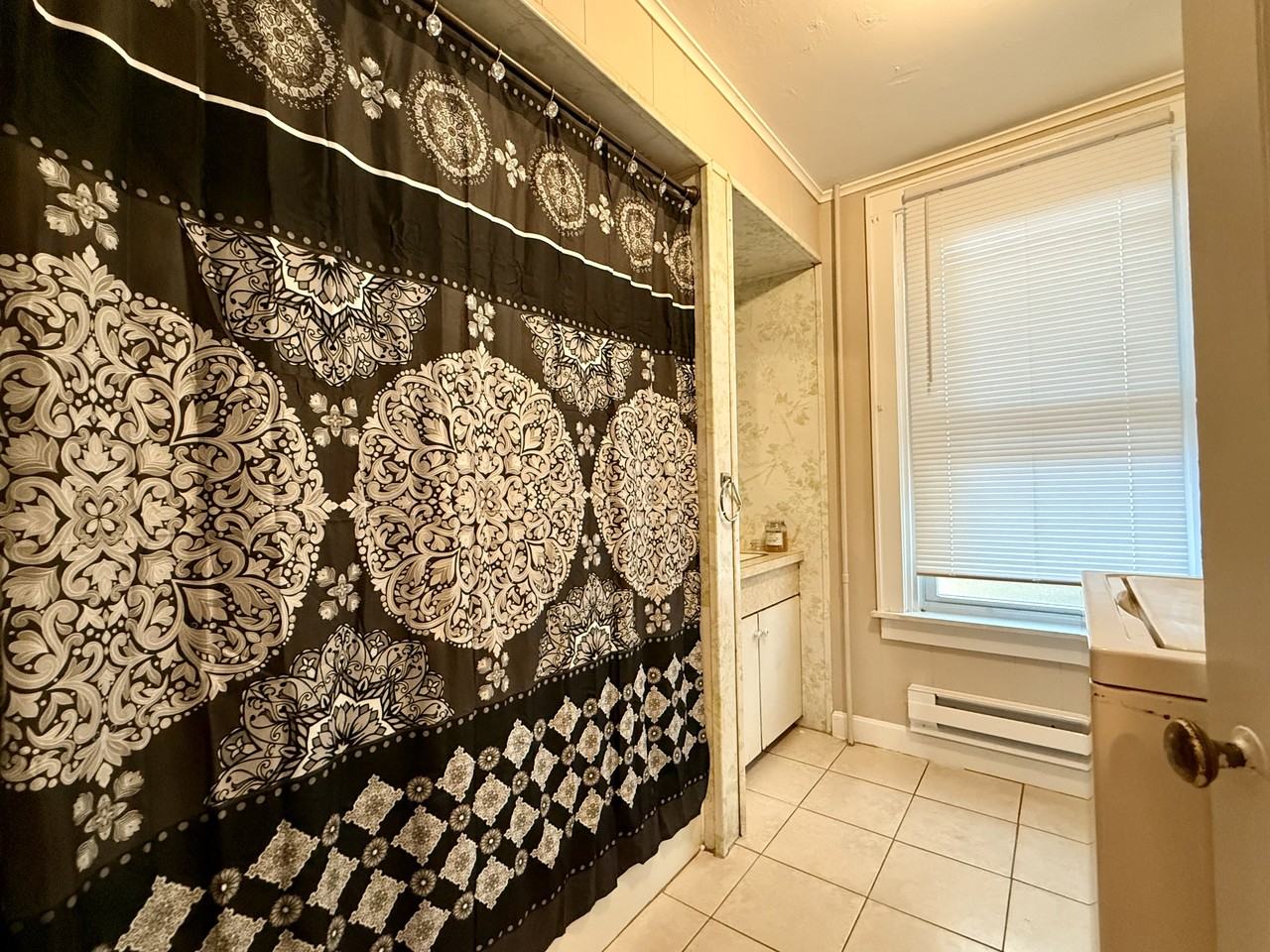 85 Bank St #2 - Photo 5 of 7