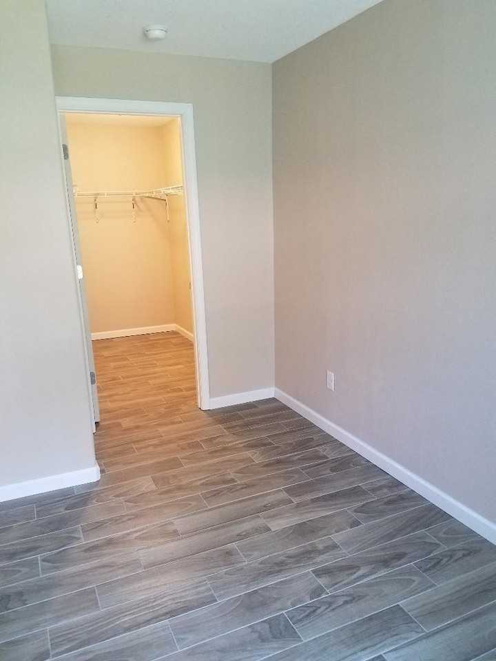 920 Moton Avenue #NA - Photo 4 of 9