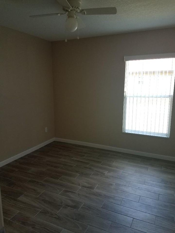 920 Moton Avenue #NA - Photo 5 of 9