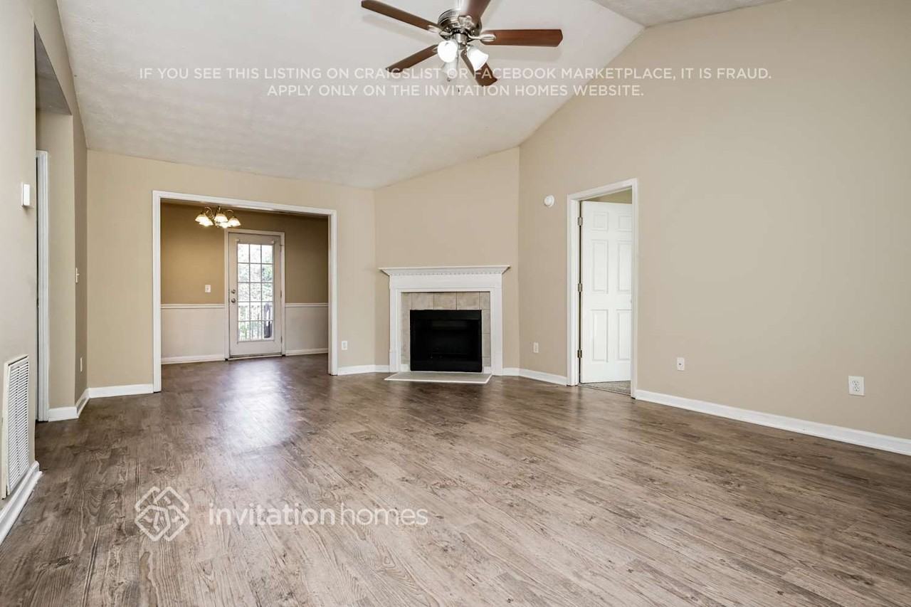 1638 Boxcar Pl Ne - Photo 4 of 18