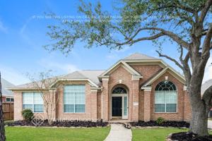 featured image of 12802 Magnolia Leaf St