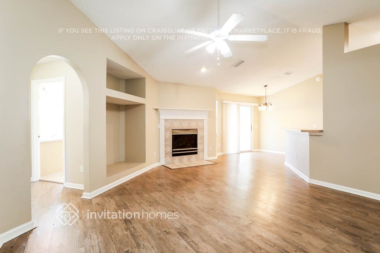 10929 Lydia Estates Dr - Photo 7 of 17