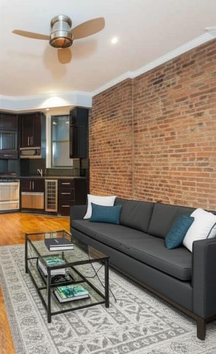 Mott Street #4 - Photo 2 of 4