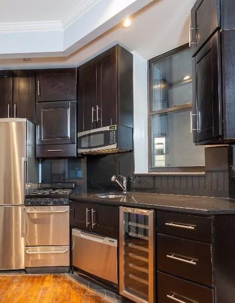 Mott Street #4 - Photo 3 of 4