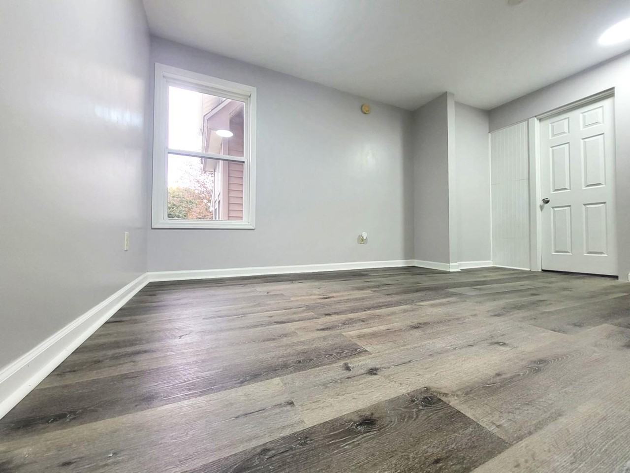 2153 11th St SW - Photo 4 of 9