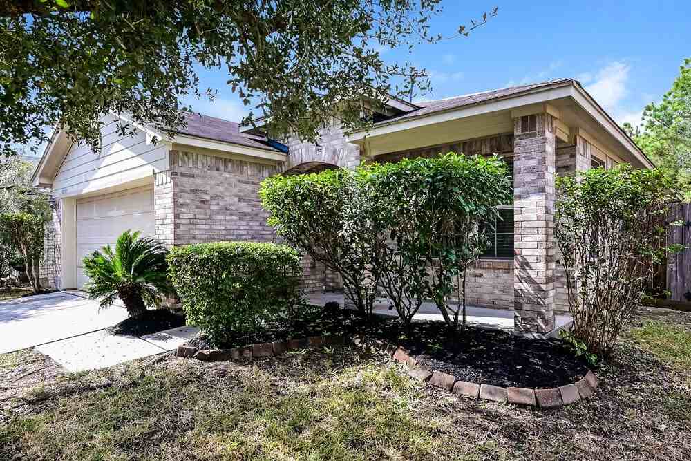 10743 Jordan Heights Dr - Photo 3 of 16