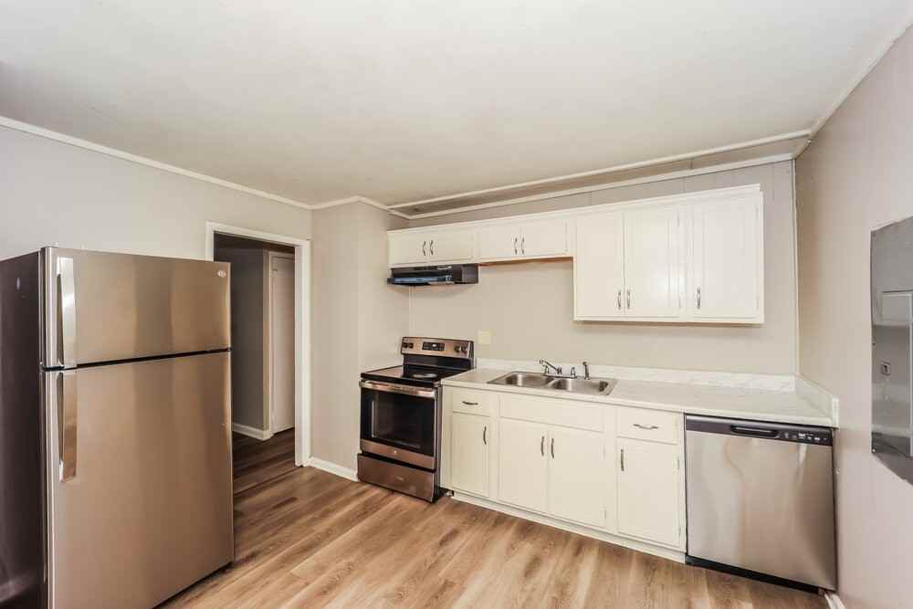 6608 Dorian Dr - Photo 6 of 16