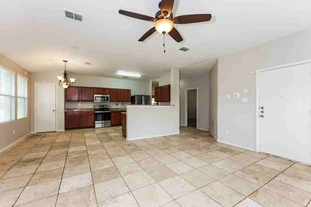 1917 Indian Lilac Dr - Photo 5 of 16