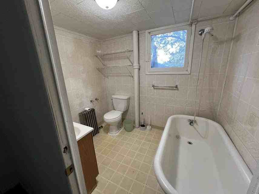 306 Longfellow St - Photo 6 of 11