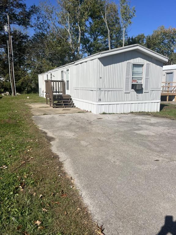 834 N Main St - Photo 7 of 7