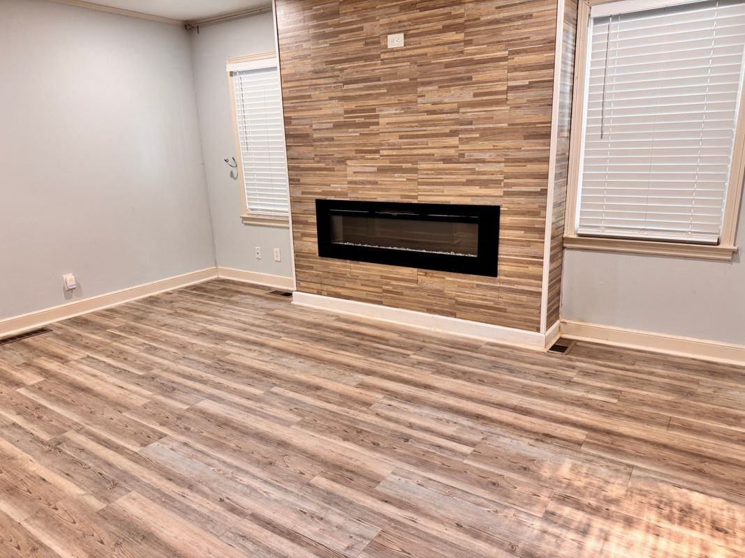 2680 Acadia St - Photo 3 of 3
