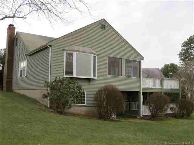 29 Aylesbury Cir #29 - Photo 3 of 40