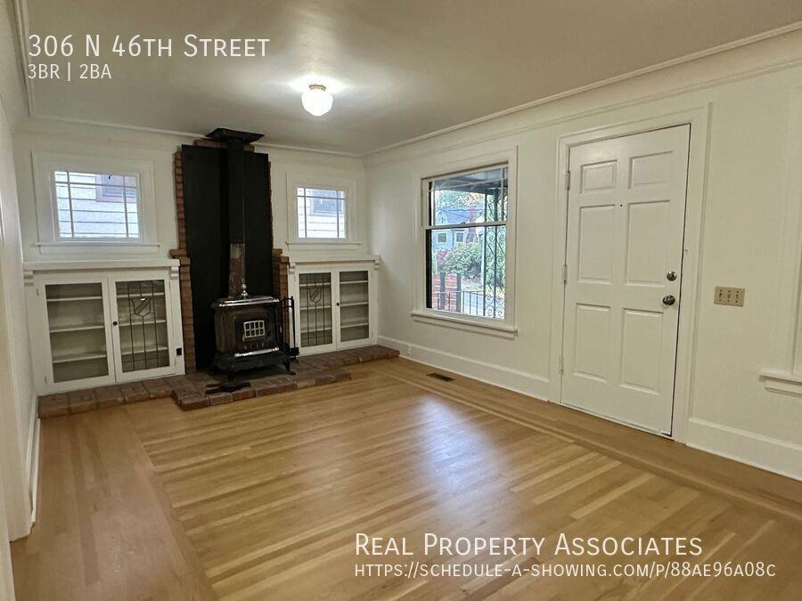 306 North 46th Street - Photo 2 of 17