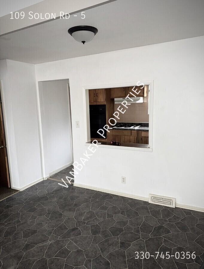 109 Solon Rd #5 - Photo 3 of 8