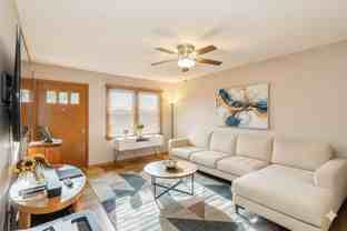 204 Nw Sharmin Dr #NA - Photo 1 of 1