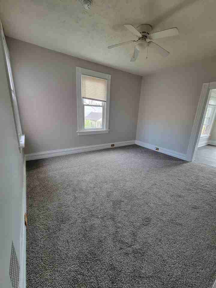 224 6th Ave #2 - Photo 2 of 15