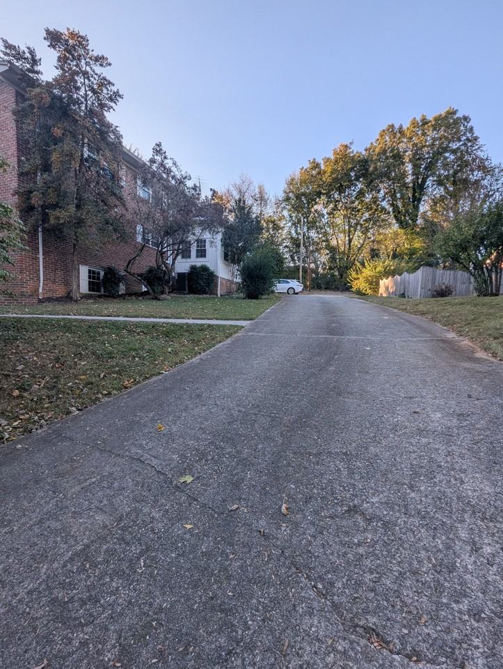 201 Highland Cir #NA - Photo 2 of 28