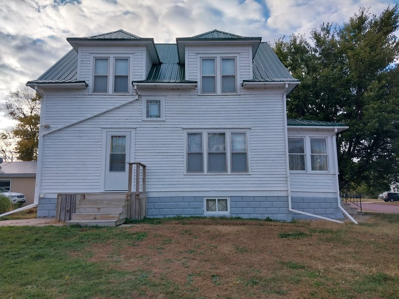 305 W Wenberg St #NA - Photo 2 of 8