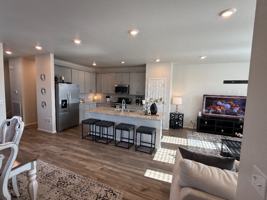 featured image of 900 Tarragon Rd