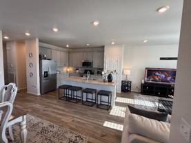 900 Tarragon Rd - Photo 1 of 1