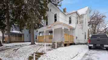 featured image of 244 Hedges St #D