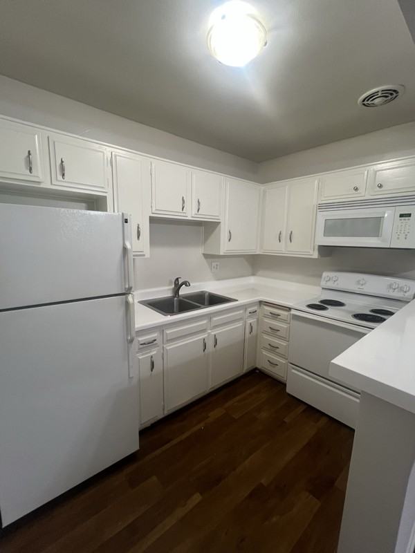 5410 Quakertown Avenue #114 - Photo 4 of 12