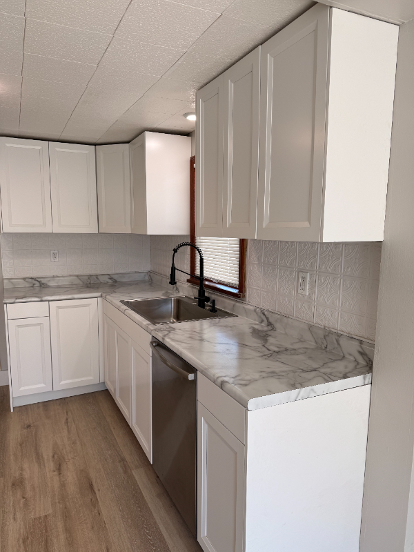 12628 Main St - Photo 2 of 13